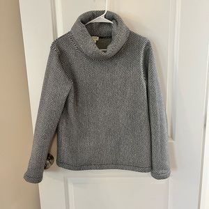 Funnelneck pullover 💐